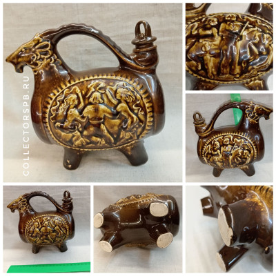 Штоф (графин) "Козерог". Обливная керамика. СССР. Высота: 20 см.