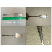 Лопатка для торта. Мельхиор, посеребрение. СССР. Длина: 23,5 см.