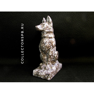 Скульптура собака (овчарка, лайка). Камень мрамор. СССР 